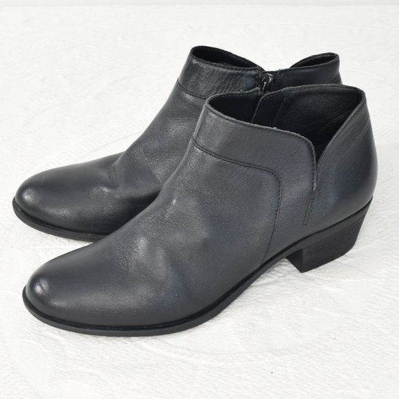 brintly leather ankle bootie